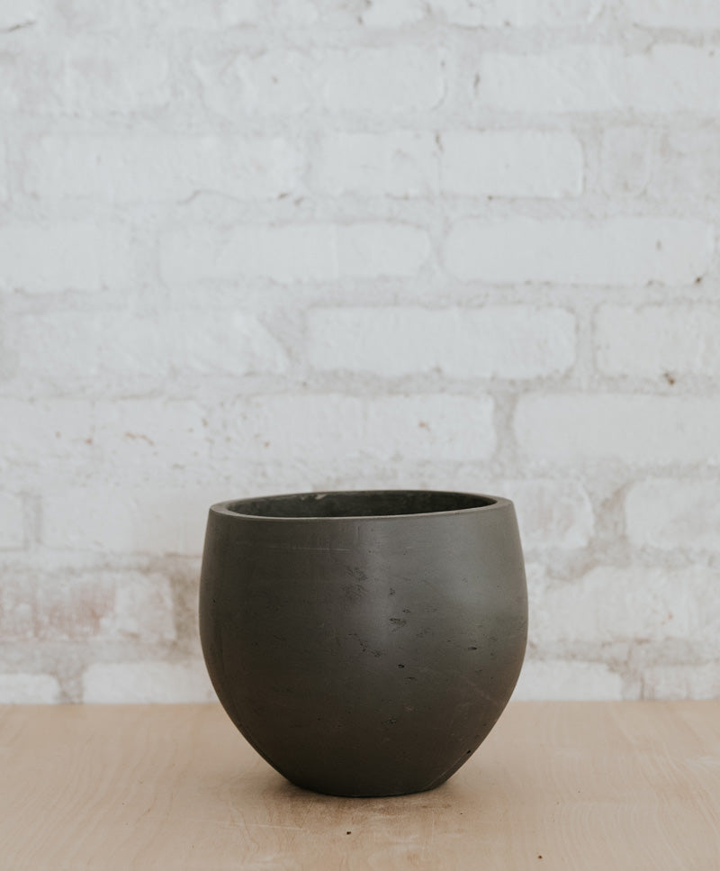 Dark grey plant pot 'Mini Orb M'