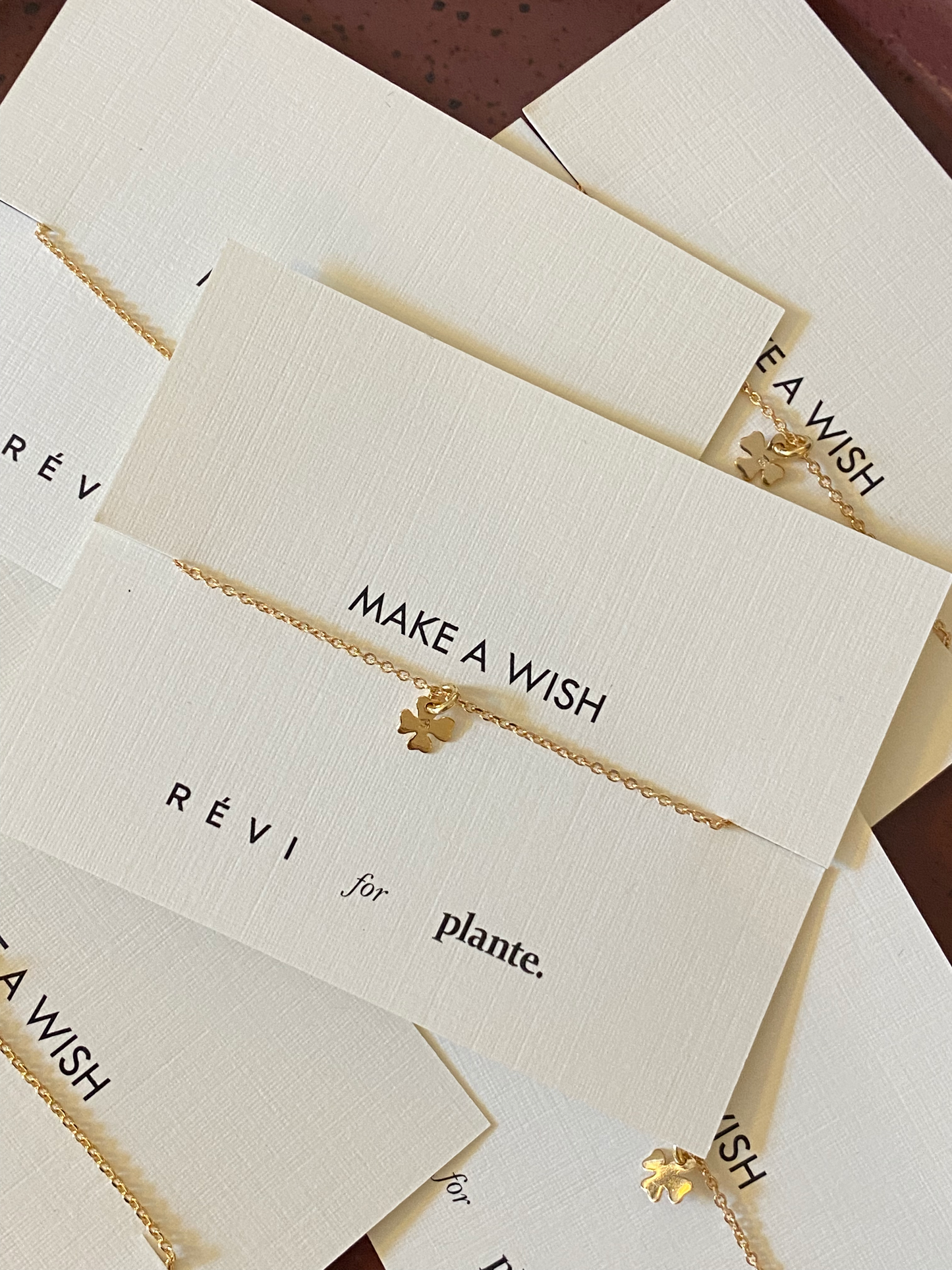 Make a wish karkötő