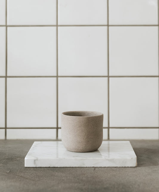 NEST kaspó, Stone grey,  base, medium