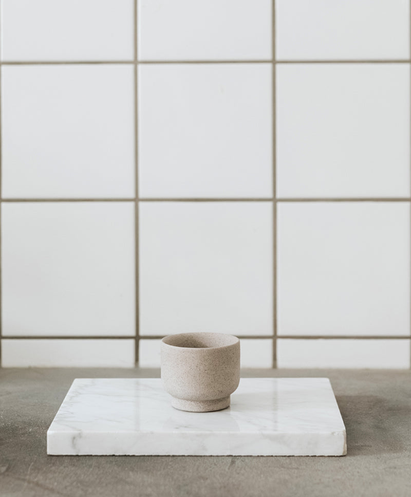 NEST kaspó, Stone grey, elevated, mini