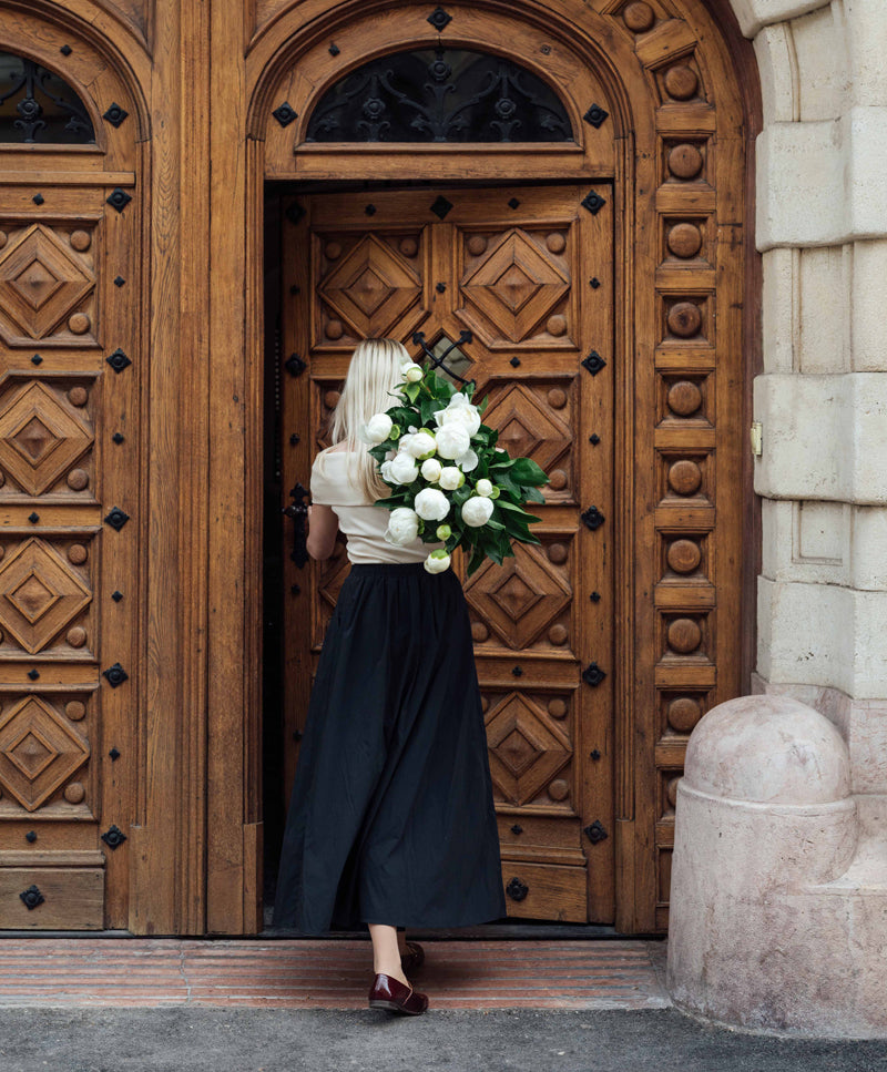 Peony Bouquet, Cream White
