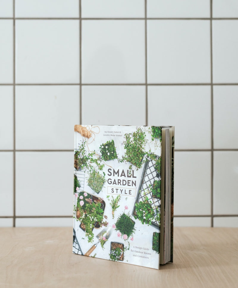 Small Garden Style book